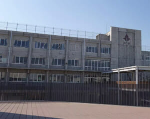 《常に電話が鳴ってる状態》京都の名門私立高　生徒のバリ島「集団窃盗」で苦情殺到…波紋呼ぶ謝罪前のインスタ、ブログ削除も“事実”と回答