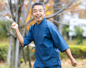 「“サードプレイス”が見つかった」大バズリ中の“江戸走りおじさん”　職場で中年の危機に直面…50歳目前で気づいた“人生の転機”