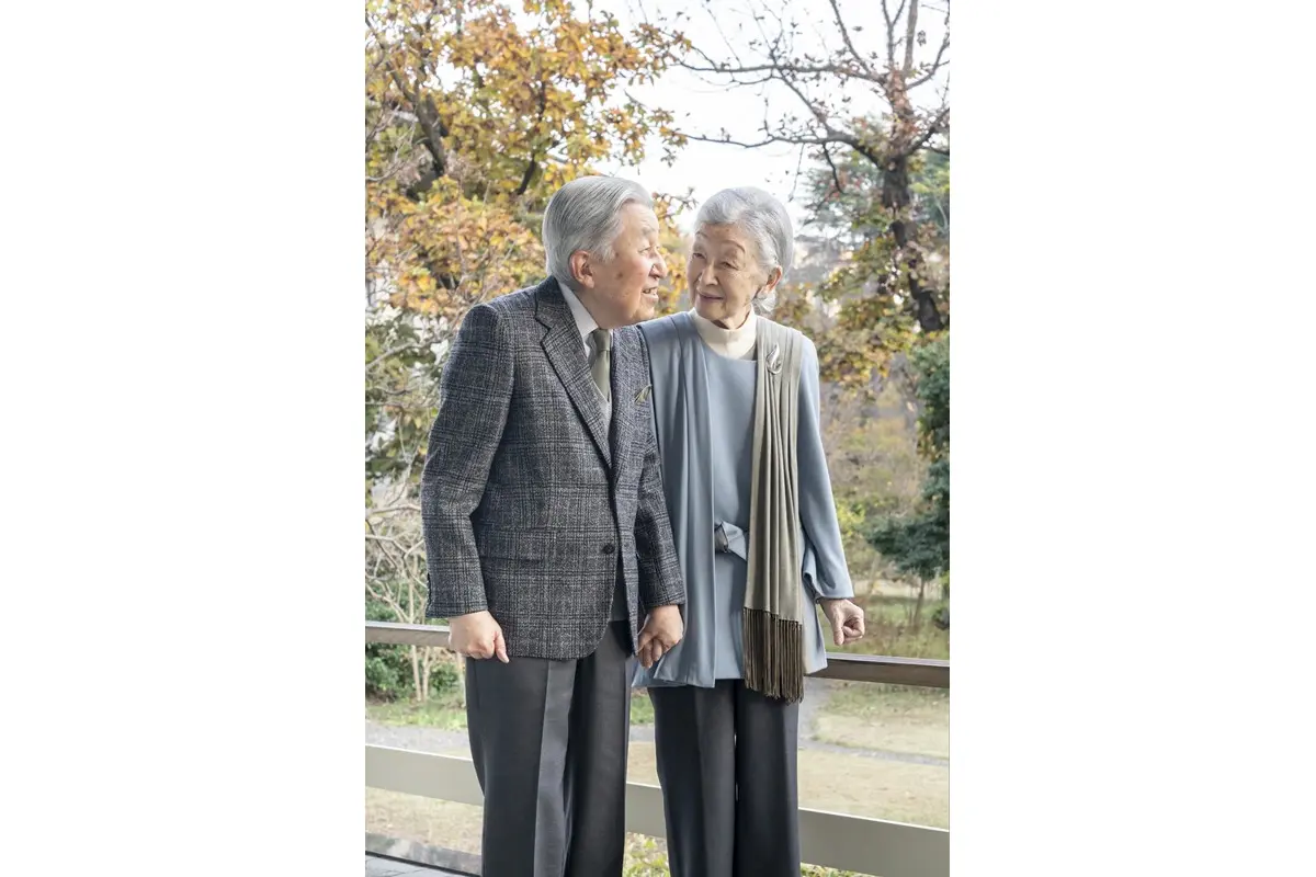 上皇さまが92歳のお誕生日を》美智子さま 誤嚥性肺炎や感染症の予防を