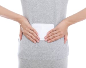 疲労、不眠、腰痛…「体の不調別」に正解があった！“カイロを貼るべき場所”6選