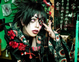 「メンバーから直接謝罪はなかった」“ひめゆり学徒隊”の写真加工で活動終了のV系バンド　ライブ開催した沖縄の老舗ライブハウスが語る後悔