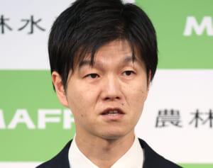 “農水省の圧力否定”に「パワハラと一緒」疑問続出…鈴木大臣の弁解にも不満《おこめ券炎上の余波》