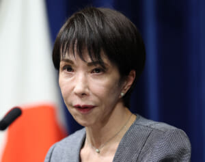 《歯ブラシ6600円》高市首相　事務所公認グッズの“強気価格”が物議…商品には「日本列島を強く豊かに」と刻印