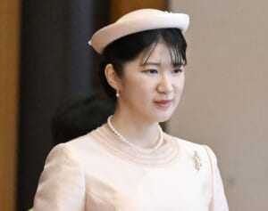 愛子さま＆佳子さま　歌会始でともに初めて詠まれた「3文字のテーマ」