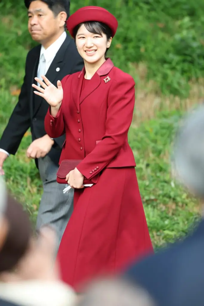 天皇ご一家「戦後80年の祈り」報道写真展】大盛況レポート！ 745票から
