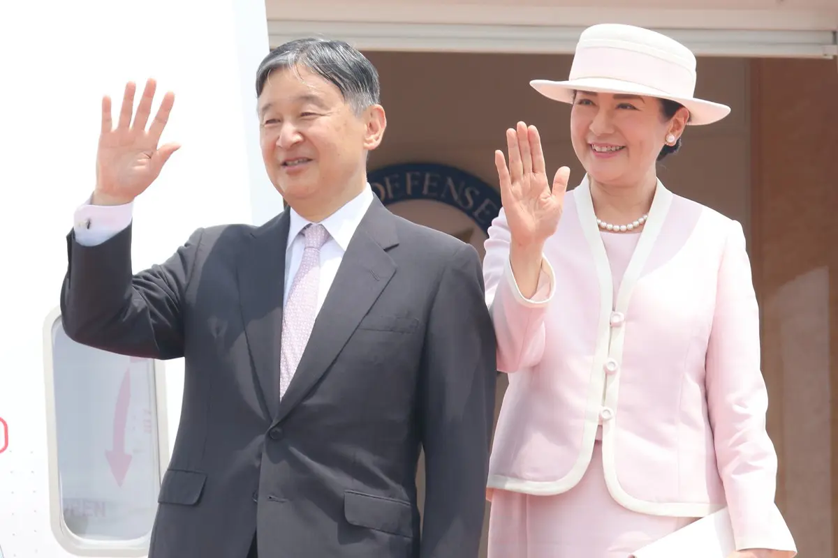 黒沢優子 野球拳で脱衣させられてしまった女子社員。チンポをぶち込み激ピス立ちバック