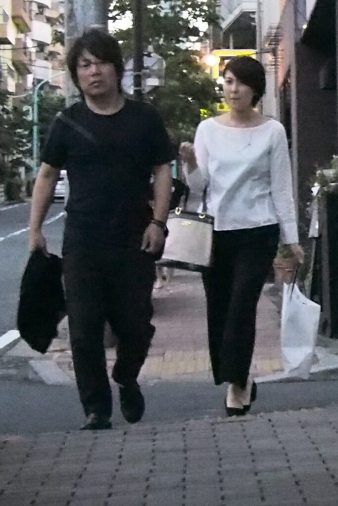 「全然いやらしく見えない」松たか子 カンヌでの“大胆ドレス”に反響…アカデミー賞に続く“肌見せ”にも漂う上品さ