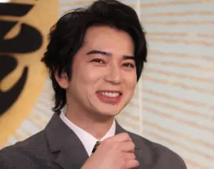 「爽やかボーイに戻ってる」松本潤　顎ひげ、10キロ増“おっさん姿”からの“激変”最新ビジュにファン騒然