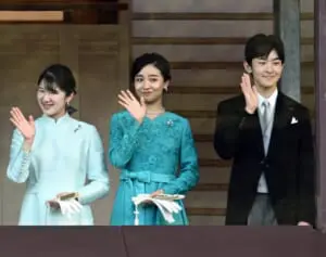 「紀子さまのお名前を呼ぶ声は1回くらい」秋篠宮ご一家　一般参賀で「天皇家と人気格差」報道も“差が生じた然るべき理由”