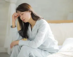 だるい、足がつる、喉が痛い…50代60代の“起床時の不調”は寝る前のひと工夫で劇的改善！睡眠専門医に聞いてみた