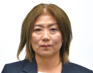 《コメント欄も閉鎖》伊東前市長・田久保氏 “激変写真”を公開も学歴詐称疑惑は変わらずスルー…果たさぬ説明責任に厳しい声