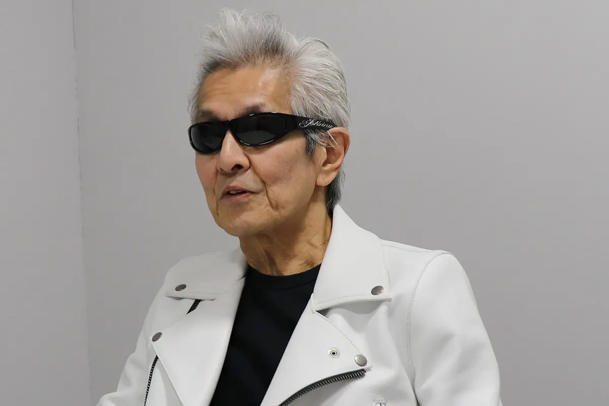 ジョニー 銀 蝿
