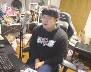 「パフォーマンスにしか見えない」大人気YouTuber　違法アダルトサイト視聴発覚で“謹慎＆坊主”発表も冷ややかな声が多いワケ