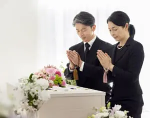 おすすめ格安葬儀3社を徹底比較｜イオンのお葬式、よりそうのお葬式、小さなお葬式をタイプ別に紹介