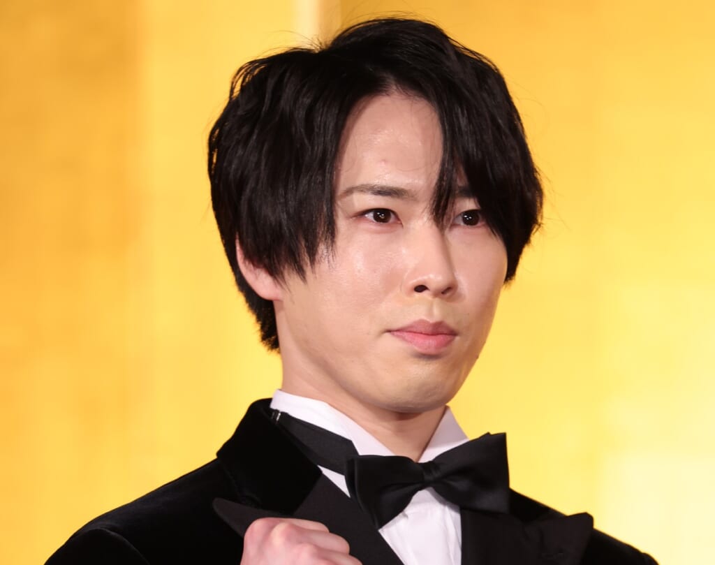 Snow Man宮舘涼太　熱愛報道でコメント欄が阿鼻叫喚のなか“お相手”女子アナのインスタに起きていた「異変」