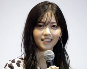 「逞しく見える」結婚から2年の西野七瀬　舞台挨拶での近影に“ふっくら化”指摘が出てしまったワケ