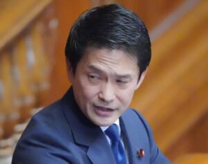 「本当に税金の無駄」ネット冷笑…中道・小川代表　国会で高市首相“カタログギフト”問題を追及に疑問噴出