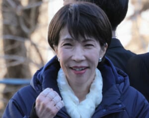 「茶番もいい加減にしてほしい」芥川賞作家　高市首相ドタキャン騒動を痛烈批判、「墓穴解散」批判投稿を連発