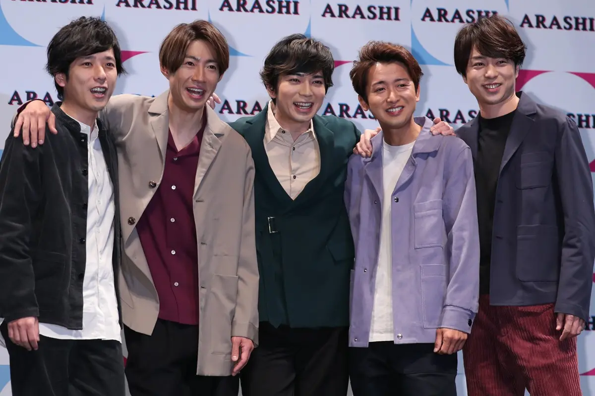 ​嵐 20年記念47点SET★2026ラストライブに！大野智 5×20 FC限定 嵐ラストツアー舞台裏》大野智 MCでメンバーを驚かせた「異変」、櫻井
