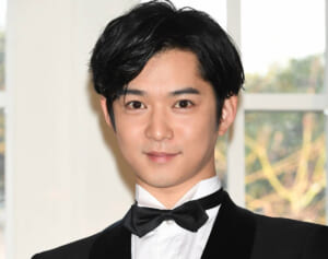 「何があったんだ」“王子様”俳優　イベントで披露した“ふっくら激変姿”にSNS衝撃…「めちゃドストライク」と支持する声も