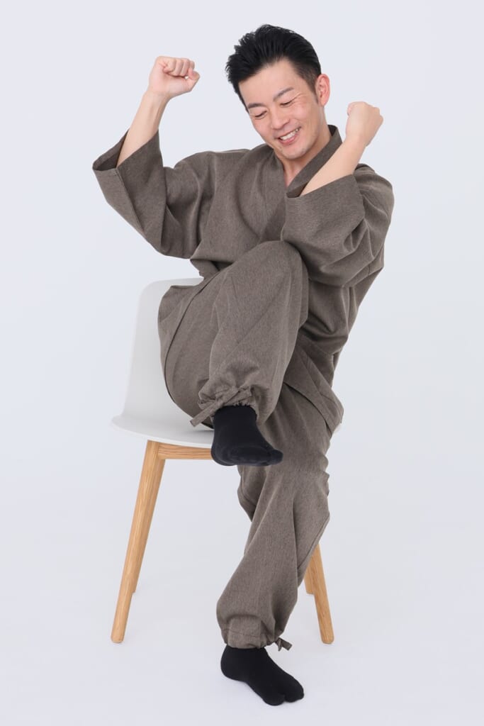 ごぼう先生が動画で解説!「50代からの不調解消体操」【春バテ解消 腸腰筋テクテク体操】|介護界のアイドル