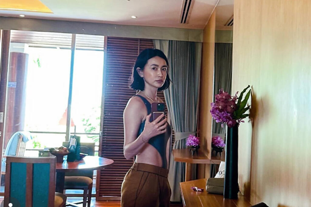 《“目のやり場に困る”服が物議に》長谷川京子　堂々デート、車内チュー報道も…貫く“ありのまま“スタイル