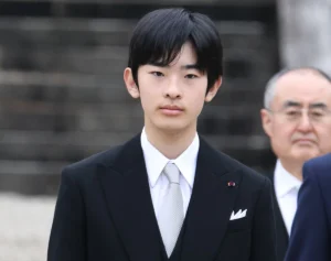 悠仁さま　大学進学後に急増する紀子さま“ご同行公務”に複雑胸中…宮内庁内でも「お一人のほうが実りも多いのでは」