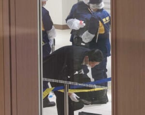 「100人単位で逃げ出す人たちが…」池袋ポケセン殺人事件　目撃した店員が語る“恐怖の現場”、元交際相手はストーカー容疑で逮捕も「カウンセリング拒否」