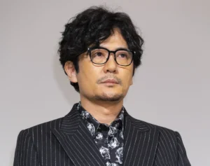 《“家族みたい”と公言》稲垣吾郎　半同居状態の親友“ヒロくん”と離別していた…親交26年で離れた“距離”