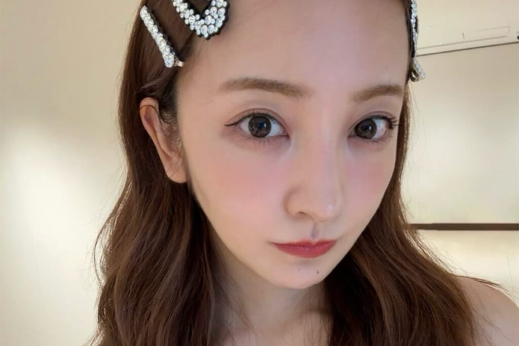 【板野友美の炎上で話題】「離婚しそう」「きしょすぎ」は名誉毀損？ “24時間以内に削除”警告DMの法的効力を弁護士が解説