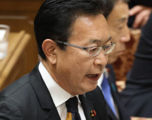 「他にすることないのね」中道の落選議員　森友文書“20分精読”動画に一部から冷ややかな声…本人は「1枚、1枚全部読む」と貫く意志