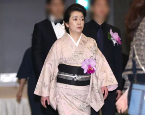 《障子を蹴っ飛ばすことも》岸本加世子　実父の次は継父を在宅で…連続介護10年奮闘にあった「最愛実母への後悔」