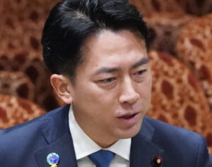 「職責を理解してる？」小泉防衛大臣　自衛官の中国大使館侵入事件を完全スルー？　SNS平常運転の“ポジティブ”ぶりに不安の声