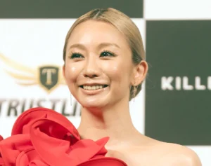 「好きやねんなぁ」倖田來未　第二子妊娠を発表直前に披露していた結婚15年目夫との“公開のろけ”