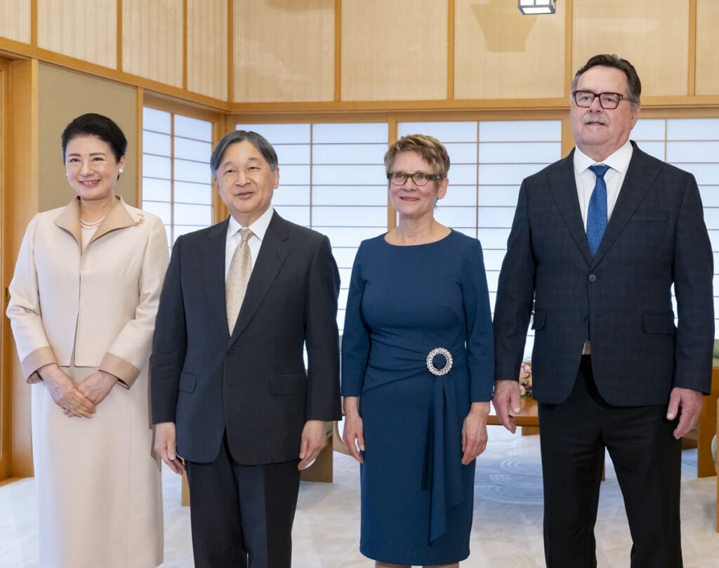 《1週間近く前にご出席を表明》雅子さま　外国高官との“異例の連続会見”に秘めた中東情勢への憂慮