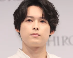 SixTONES松村北斗　スマホの待ち受けにしている意外な「M-1ファイナリスト」、　本人からは「北斗くん。愛しているよ」