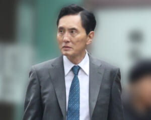 松重豊　スタッフが慌てて駆け寄り…『孤独のグルメ』新作ロケ現場で見せた「衝撃のハプニング」