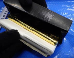 10年で5倍！ 金価格急騰で過熱する“密輸ビジネス”業者が明かす「税関といたちごっこ」の最新手口