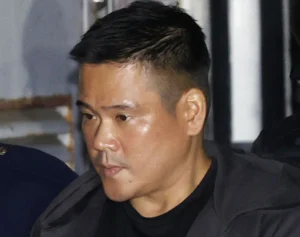 《誠実で穏やかな“ミリオタ”》米軍基地侵入で逮捕の住友商事社員（45）の意外な人柄…公安関係者も指摘する“雑な手口”