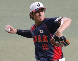 《DHで登録も…》大谷翔平　WBCでの二刀流復活に向けて強化試合で見せていた「気になる行動」