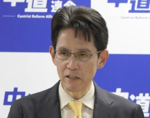 《“顔が怖い”の印象が激変》「とてもお似合い」中道・階猛幹事長の“変化”にネット驚きの声