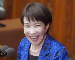 「首相として不適格」芥川賞作家　高市首相の“知事選の応援演説強行”を痛烈批判…ブレない政権への警鐘