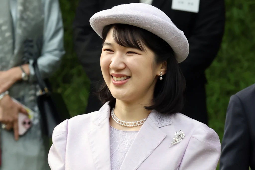 愛子さま 1カ月前から毎日数時間も招待者を予習…5度目園遊会でさらに
