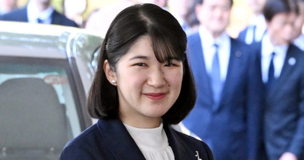 「春らしくて素敵」愛子さま　福島ご訪問2日目で見せられた“桜コーデ”に絶賛続々！子供たちの歓声にもにっこり笑顔