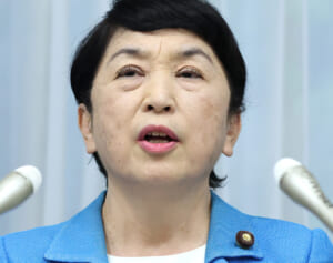 「自覚があまりにも希薄」福島瑞穂氏　党大会で来賓から異例の苦言も…前幹事長の“辺野古事故は基地のせい”発言にまたも「ゼロ回答」の不誠実ぶり