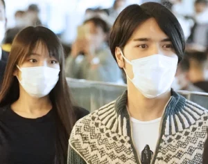 小室圭さん＆眞子さん　結婚一時金を辞退、悠仁さま成年式でも帰国せず…皇室に寄り添う黒田夫妻と「対照的な疎遠ぶり」