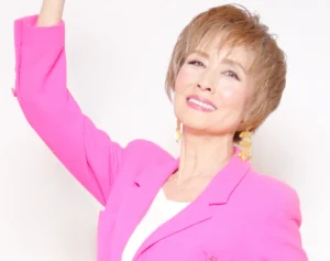 「ジムに通ったことは一度もない」“Y字バランスが話題”小柳ルミ子（73）が明かす“若見えの秘訣”