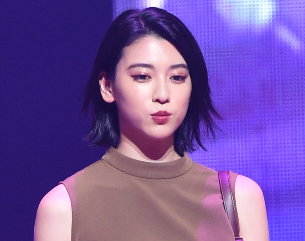 《タトゥーの次は“ハイレグ”インナー》三吉彩花 止まらない“攻め”スタイル…貫く“自分の価値観”