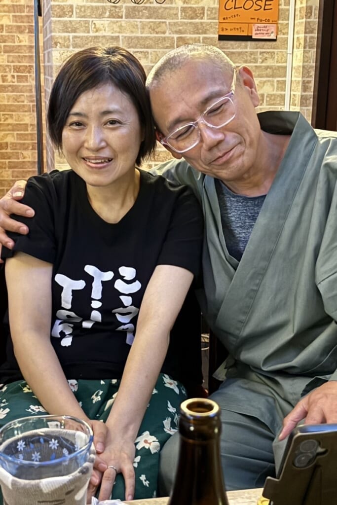 《自分の名前を答えられない》“若年性認知症”の妻を持つ55歳夫がTikTokerに「わいの今の状態を見て、助かる命が絶対にある」