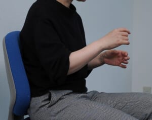 「あなたは警察に拘束されます」“ニセ警官”からの電話で790万円を失った40代女性の後悔…「“おかしい”と思うことはたびたびあったのに」